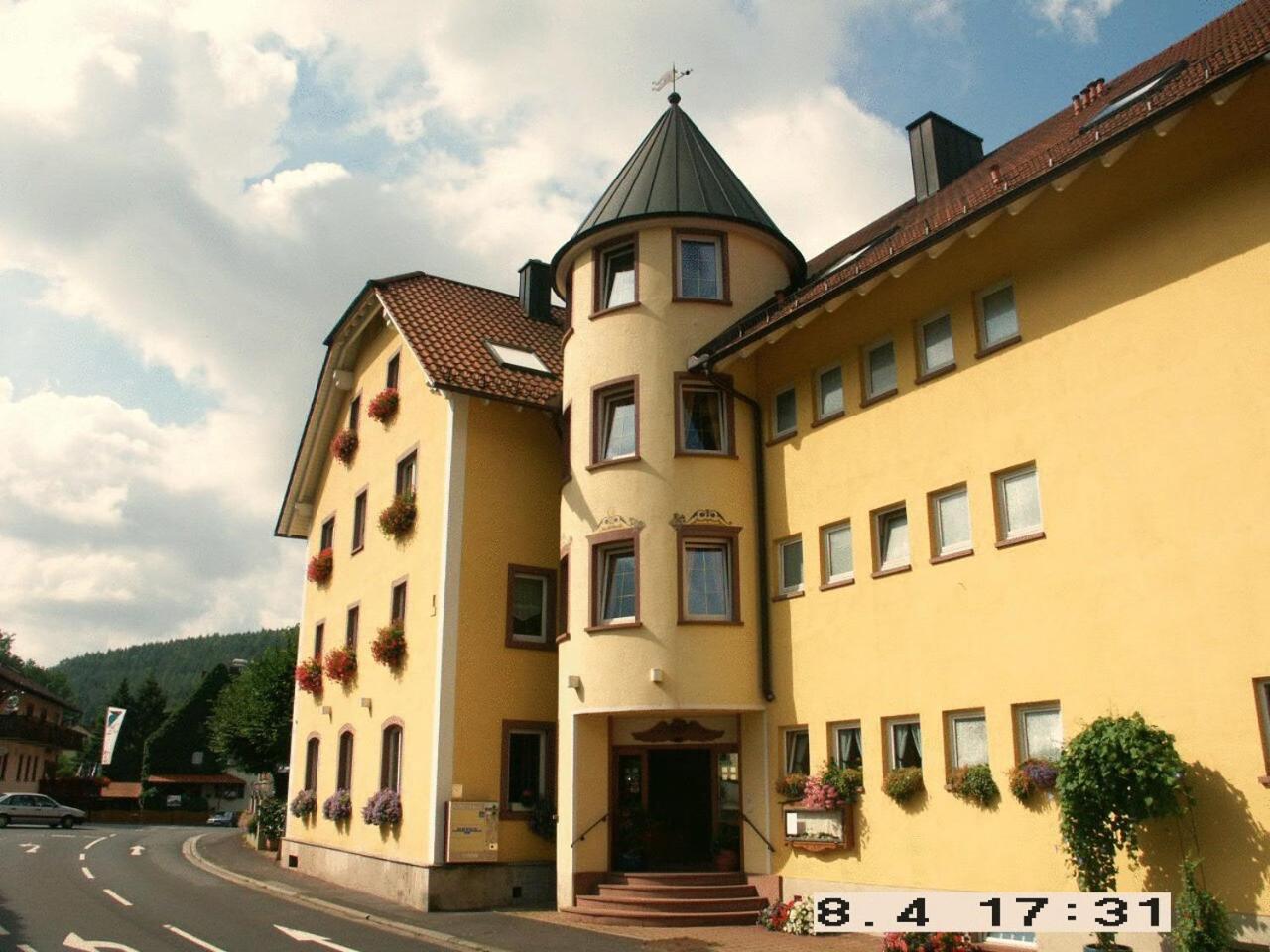 Hotel Zum Engel Mespelbrunn Luaran gambar