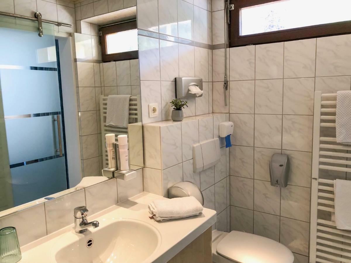 Hotel Zum Engel Mespelbrunn Luaran gambar